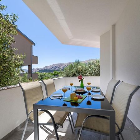 Apartments Lucija Baska  Ngoại thất bức ảnh