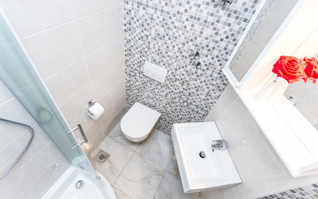 Apartments Lucija Baska  Ngoại thất bức ảnh
