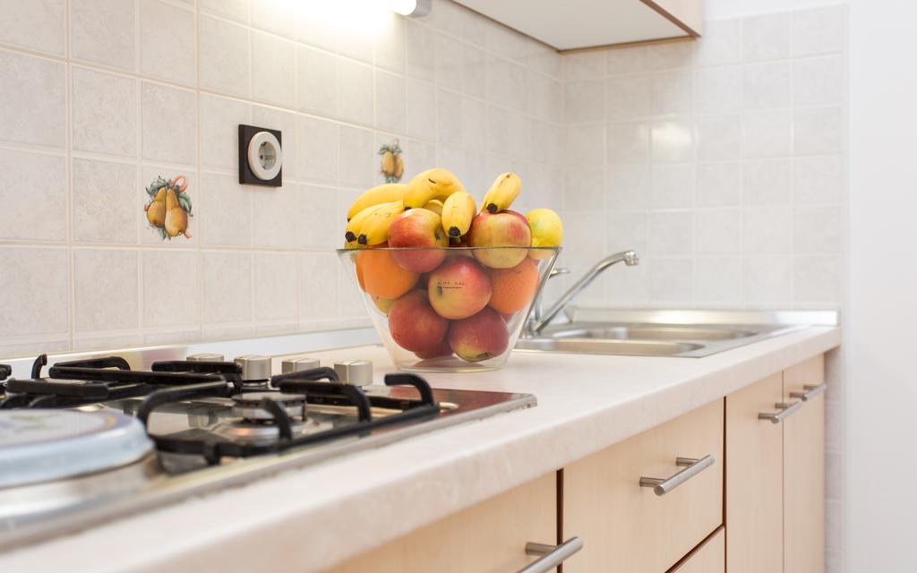 Apartments Lucija Baska  Ngoại thất bức ảnh